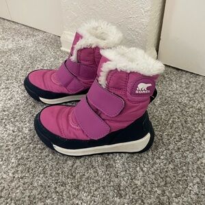 Kids girls Sorel snow boots size 9